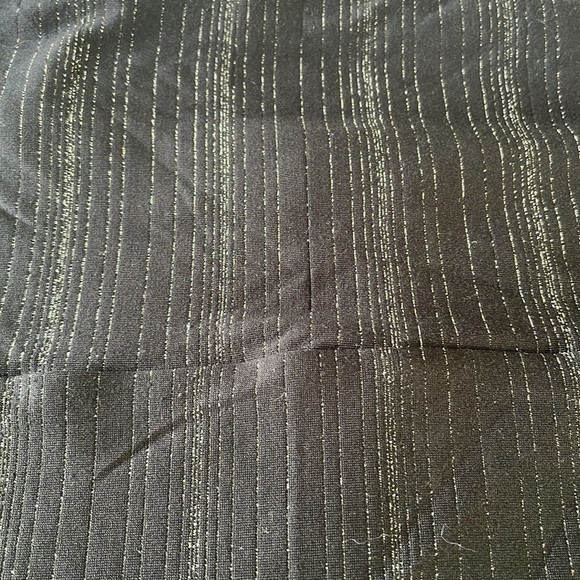 Women's Skirt - Picture 3 of 4